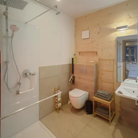 Bio Am Wildsee In Seefeld Mit E-ladestation