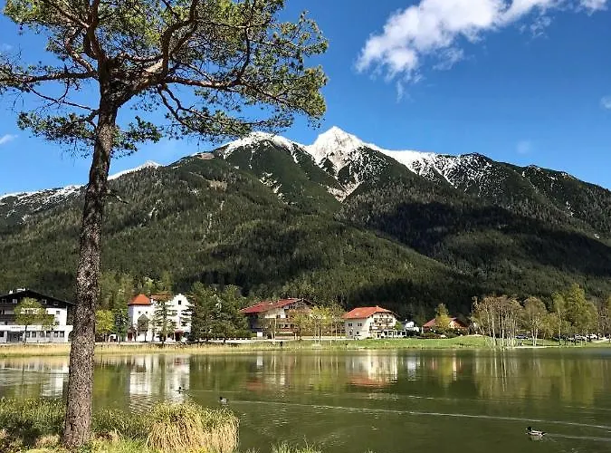 Bio Am Wildsee In Seefeld Mit E-ladestation * Seefeld w Tirolu